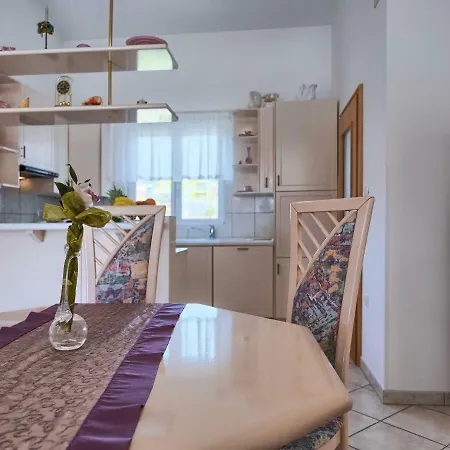 Nada Apartment Barbariga